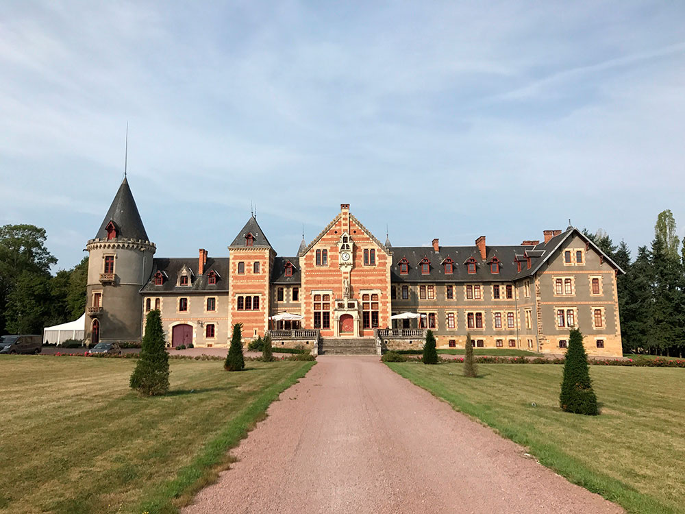  Château du XVoet XIXo avec parc de 23ha (Bois et plaine) - 